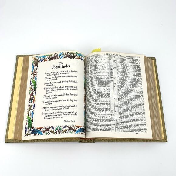 Copyright 1971 Ornate Holy Bible King James Master Reference Heirloom Edition - Picture 7 of 16
